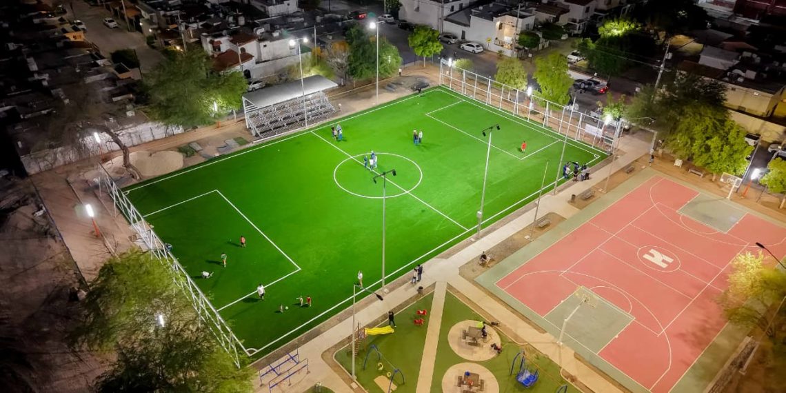 Moderniza Gobierno de Hermosillo alumbrado del Parque Deportivo Los Portales