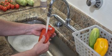 Emite Salud Pública Municipal recomendaciones para prevenir la contaminación cruzada por alimentos