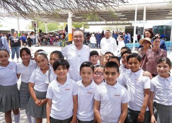 Arranca Durazo de manera exitosa ciclo escolar con entrega de uniformes y libros de texto gratuitos