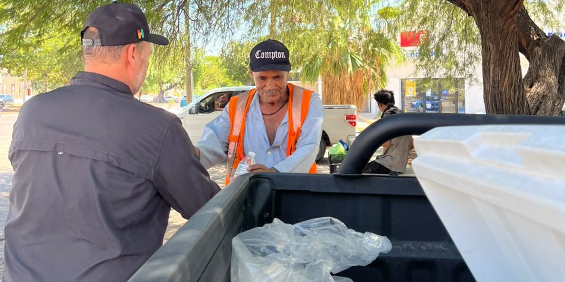 Apoya Gobierno Municipal a ciudadanía durante jornadas de hidratación