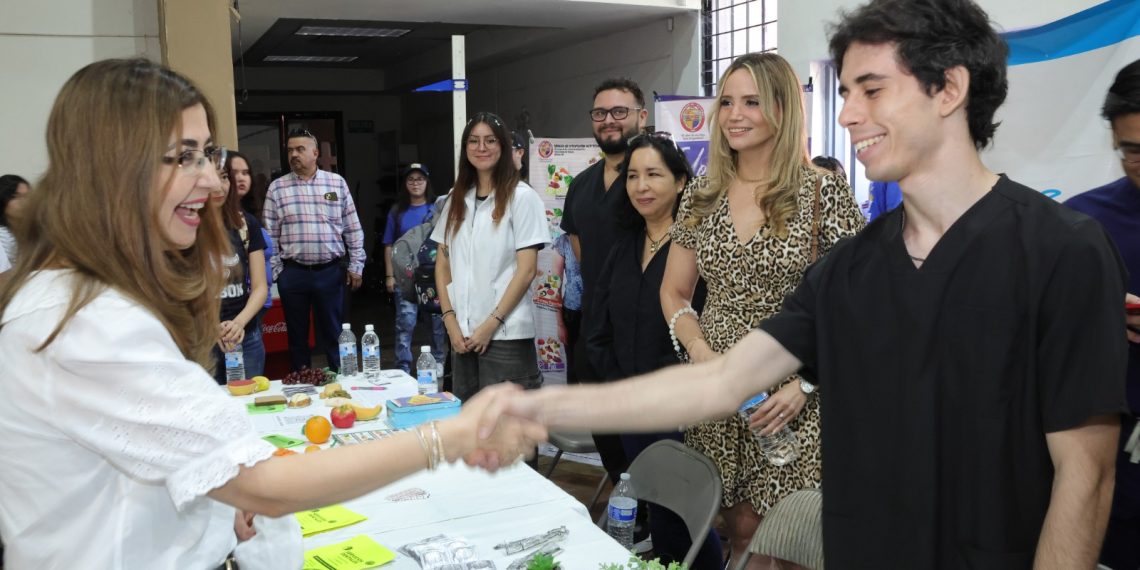 Unison da la bienvenida a alumnos de nuevo ingreso del campus Hermosillo