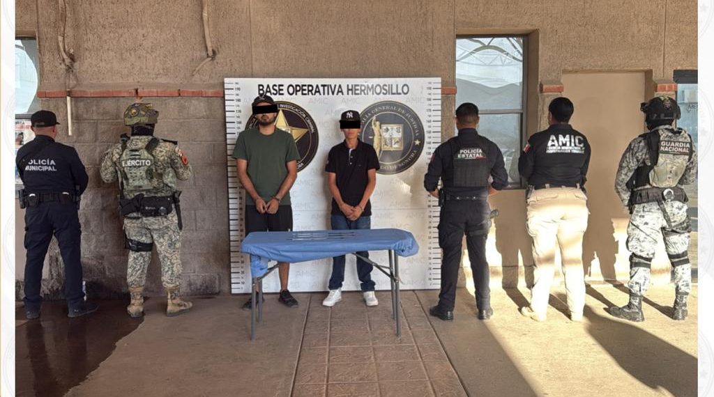 Cateo de FGJES en Hermosillo permite detener a dos personas y localizar a dos menores con Alerta AMBER