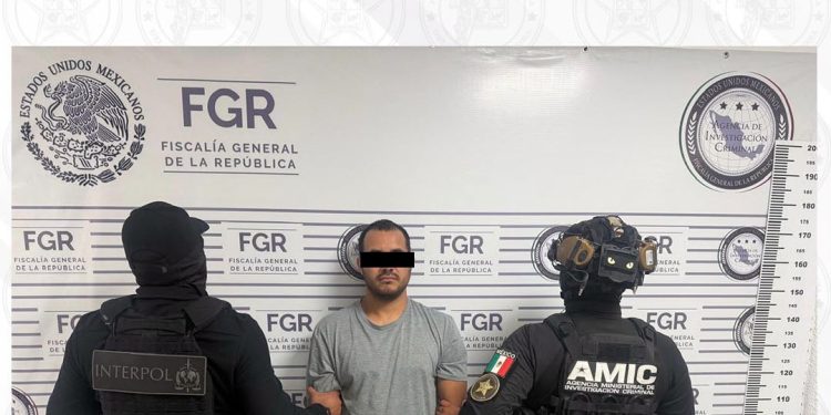 Capturan AMIC e INTERPOL México a objetivo prioritario con fines de extradición