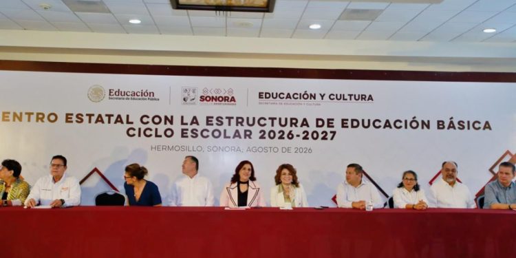 Capacita SEC a jefes de sector y supervisores de educación básica