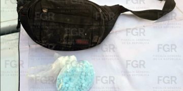 Obtiene FGR prisión preventiva contra una persona por posesión de más de mil pastillas de fentanilo con fines de comercio