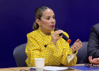Destaca Flor Ayala ante socios de COPARMEX inversión histórica y reto del agua para Hermosillo