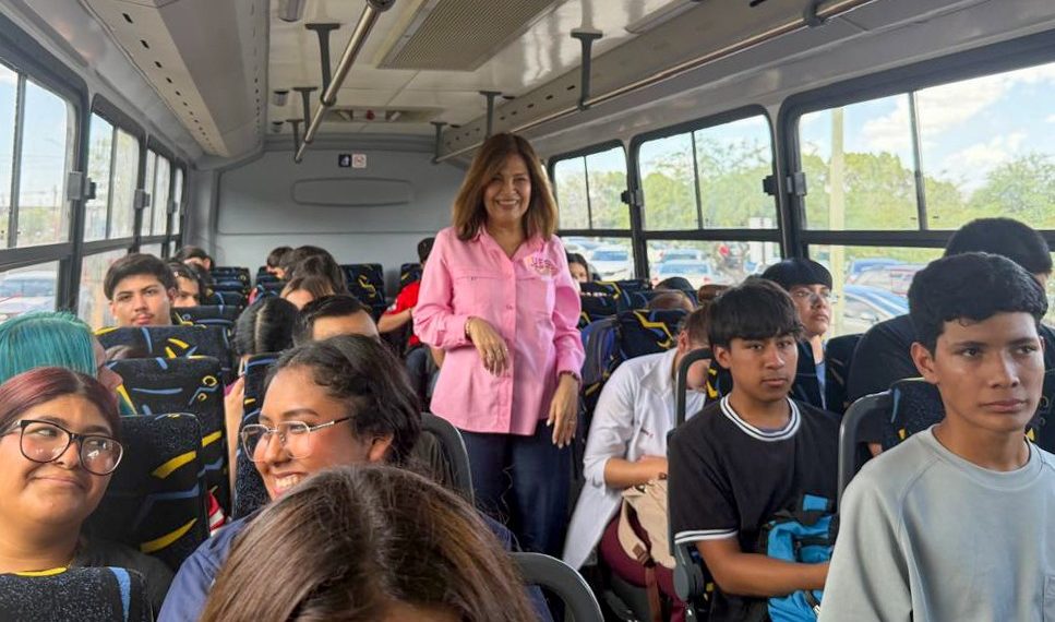 UES fortalece transporte para estudiantes de San Luis Río Colorado con nuevas unidades
