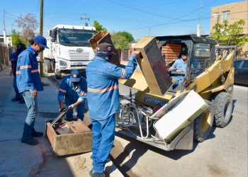 Invitan a familias de la colonia 4 de Marzo a participar en jornada de descacharre este martes