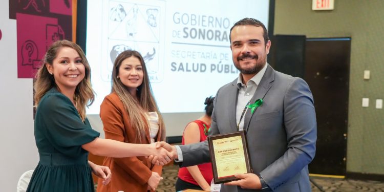 Reconoce Ceestra a familias y aliados de la donación y trasplante