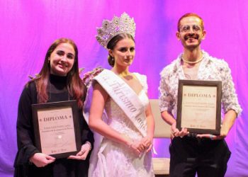 Celebra Gobierno de Sonora triunfo de poeta sonorense en certamen nacional