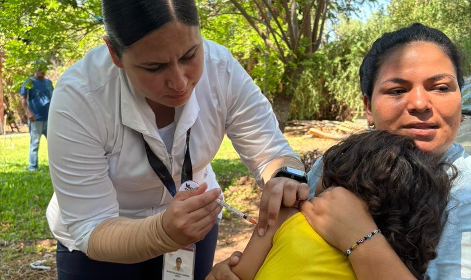 Salud Sonora reporta casi 12 mil dosis aplicadas contra el sarampión en 2026