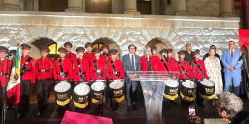 Participa Cobach Sonora en celebración de la Independencia de México en Phoenix