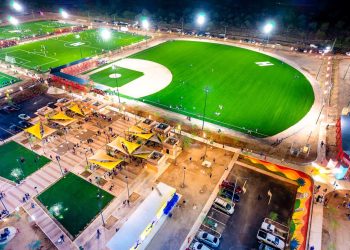 Inaugura Toño Astiazarán nuevo Cárcamo H junto a familias y deportistas