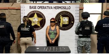 Dos cateos coordinados por AMIC en Hermosillo dejan dos detenidos y 50 envoltorios con narcótico asegurados