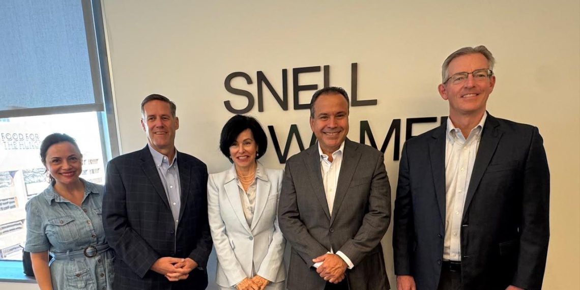 Impulsa Toño Astiazarán desarrollo económico de Hermosillo con alianzas en innovación y semiconductores en Arizona