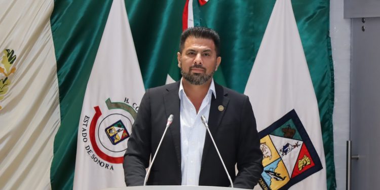 Diputados de Morena proponen ampliar hasta la universidad las becas para estudiantes con discapacidad