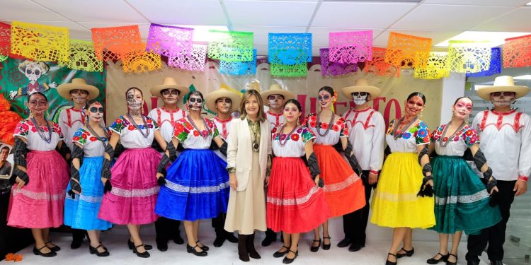 SEC mantiene vivas las tradiciones mexicanas con actividades conmemorativas del Día de Muertos