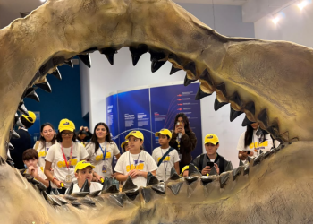 Viven niñas y niños del Club Teletón la experiencia “TIBURONES” que suma más de 15 mil visitantes