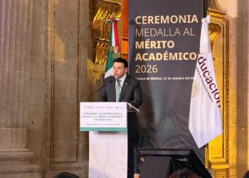 Egresados de Conalep Sonora recibieron la Medalla al Mérito Académico 2026
