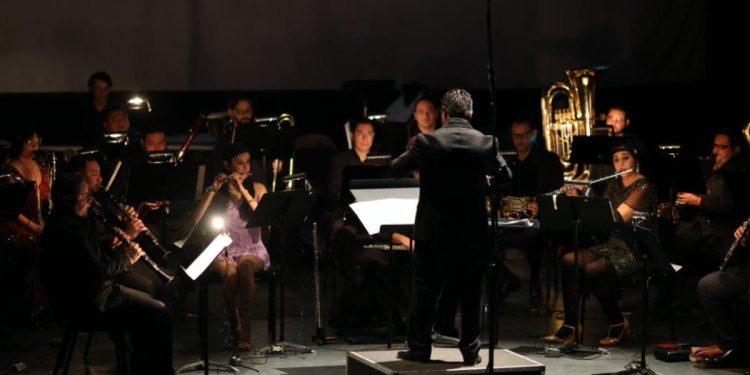 Invita ISC al concierto Sinfonía de una noche de brujas